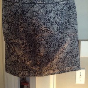 Vineyard Vine skirt